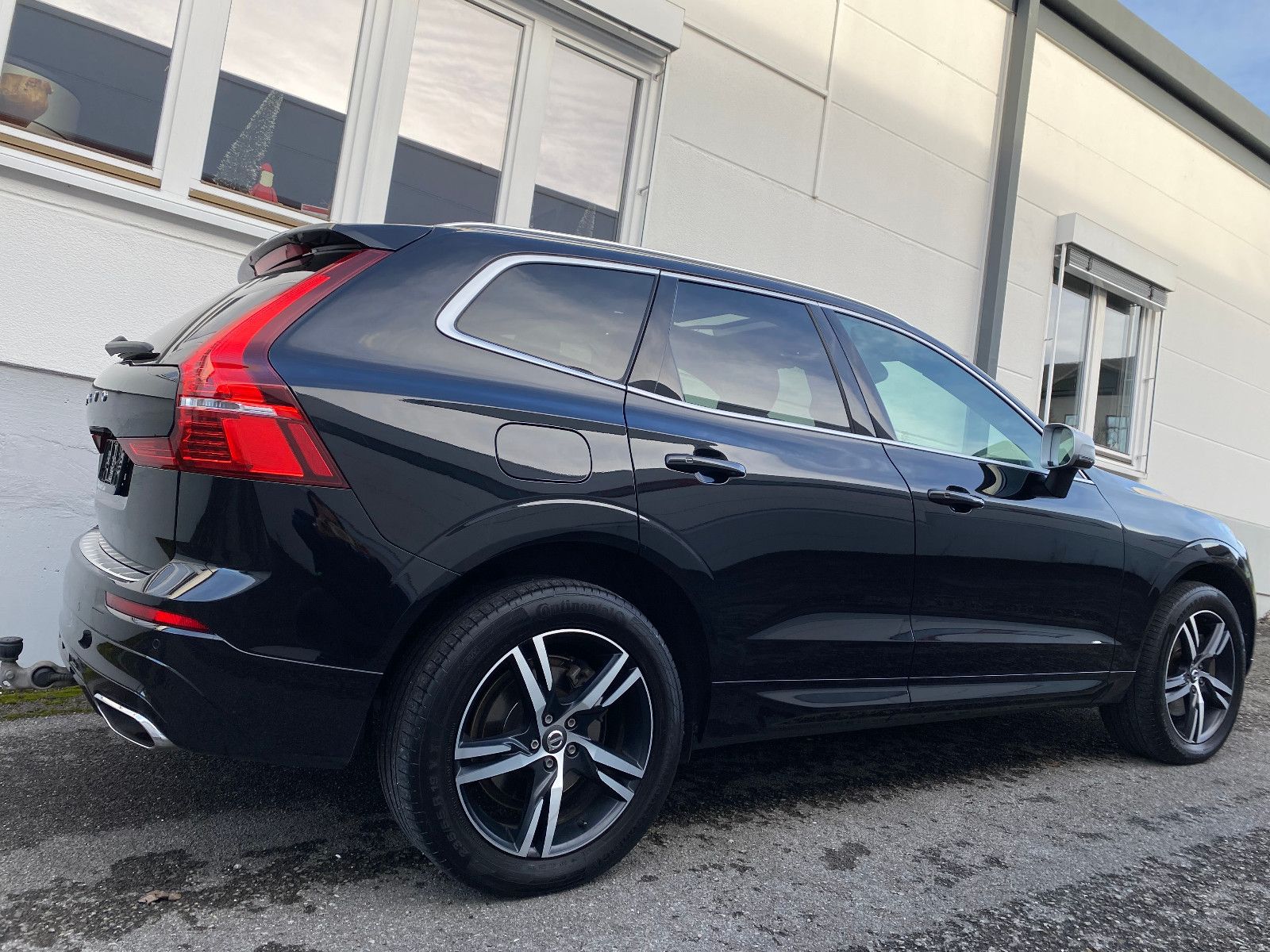 Volvo XC60 R Design 4x4*Panorama-Head-Up-AHK*