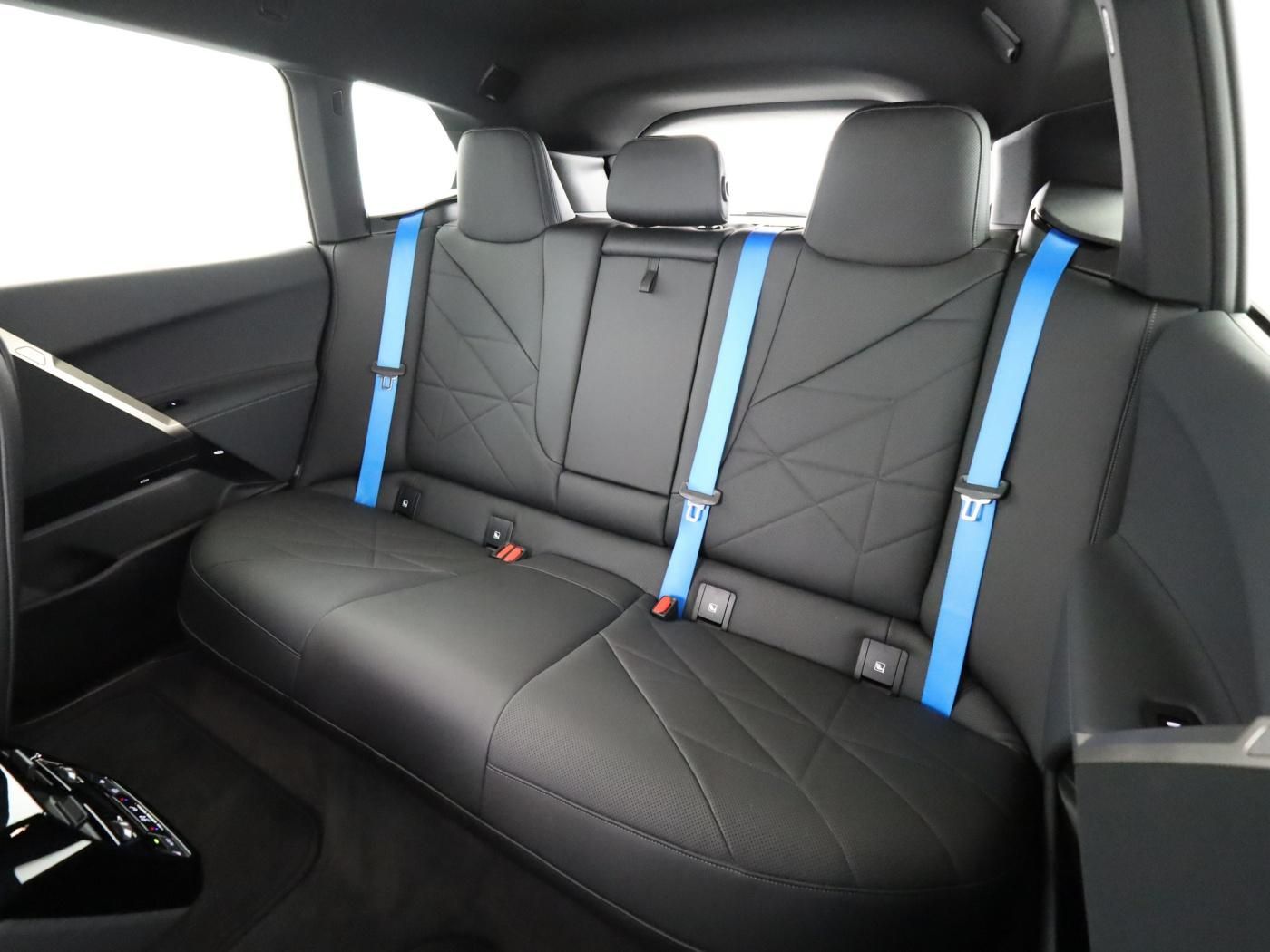 BMW xDrive50 Sport *AHK*Standh*Laser*22 Zoll*HUD