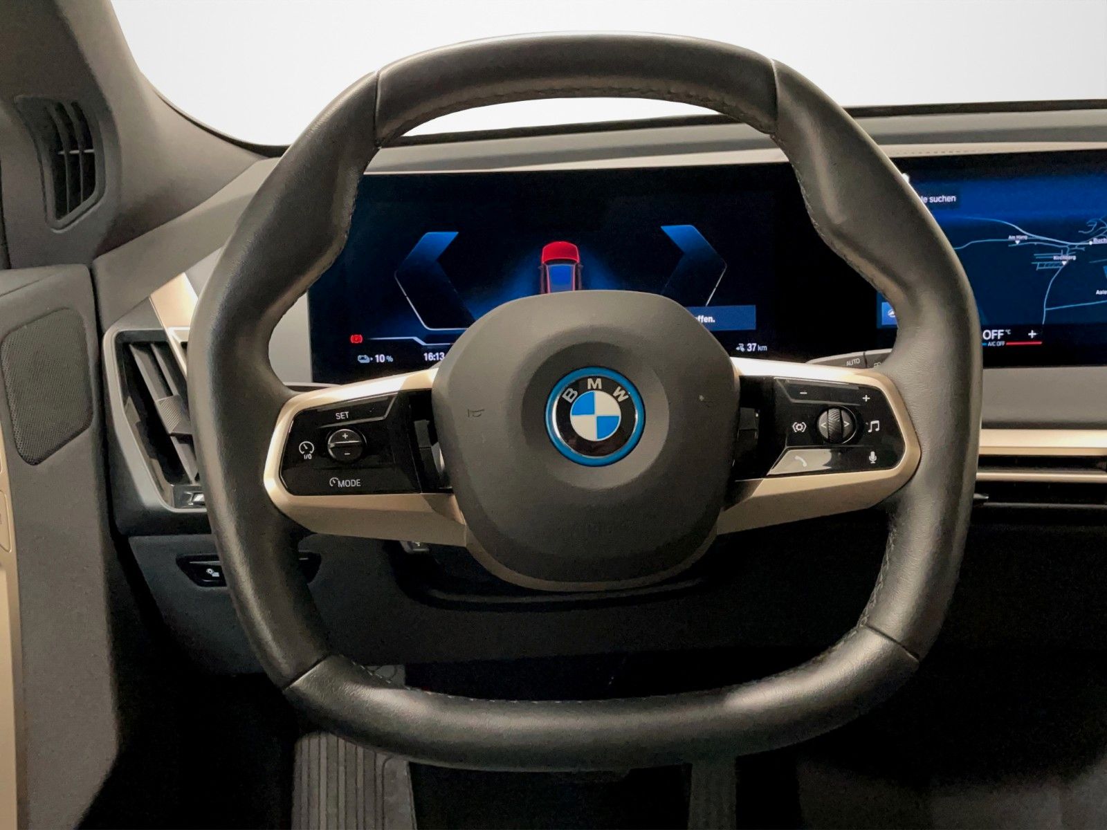 BMW iX4 40 xDr Sport 360° AHK Sitzbel ACC HuD Laser