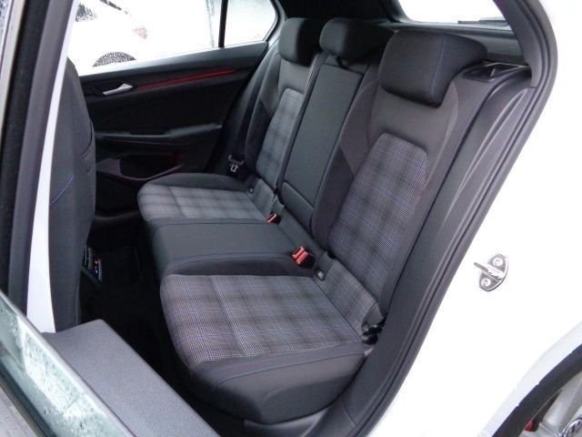 VW Golf VIII 1.4 eHybrid GTE NAVI R-KAMERA ACC