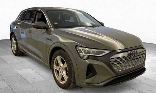 Audi Q8 e-tron 50 Advanced quattro 5d