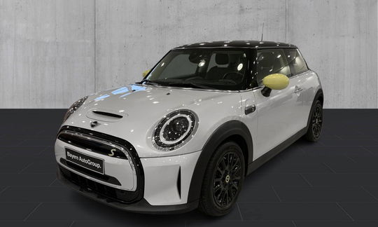 MINI Cooper SE  Classic Trim 3d