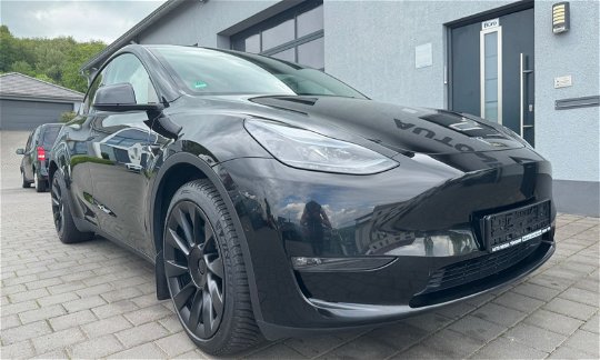 Tesla Model Y LR | 20 inch.| AMD RYZEN | *VAT*