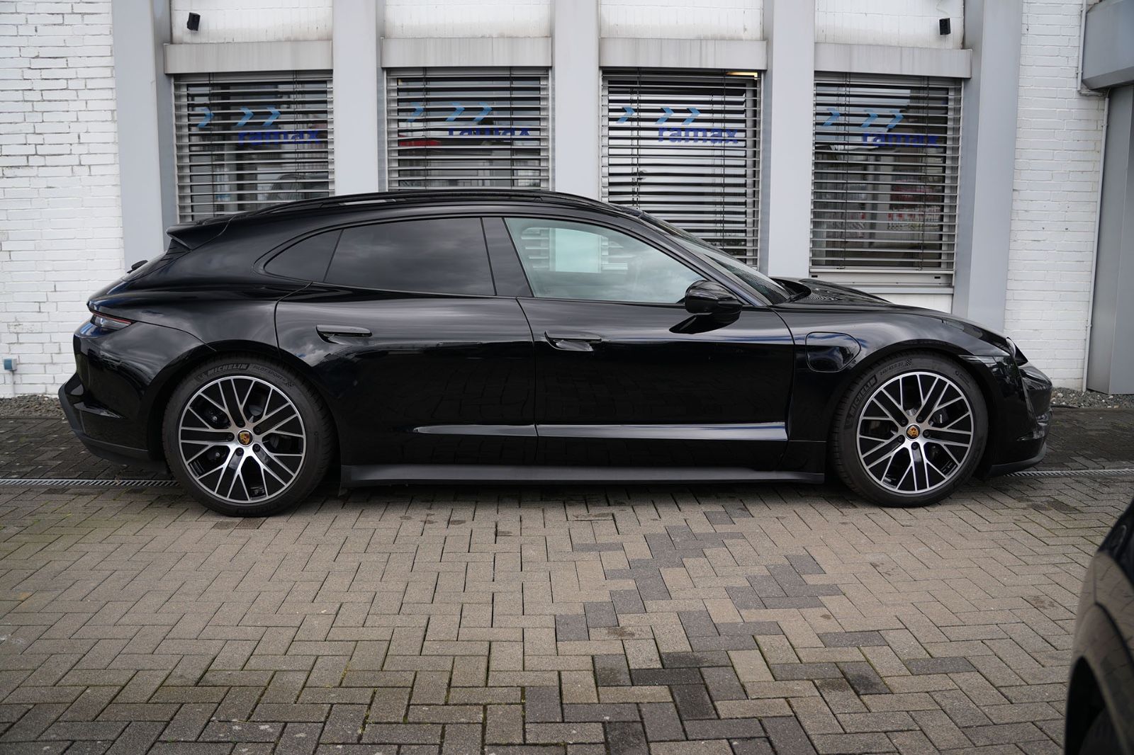 Porsche Taycan Sport Turismo LEDER BEIGE-ACC-LUFTF.-PANO