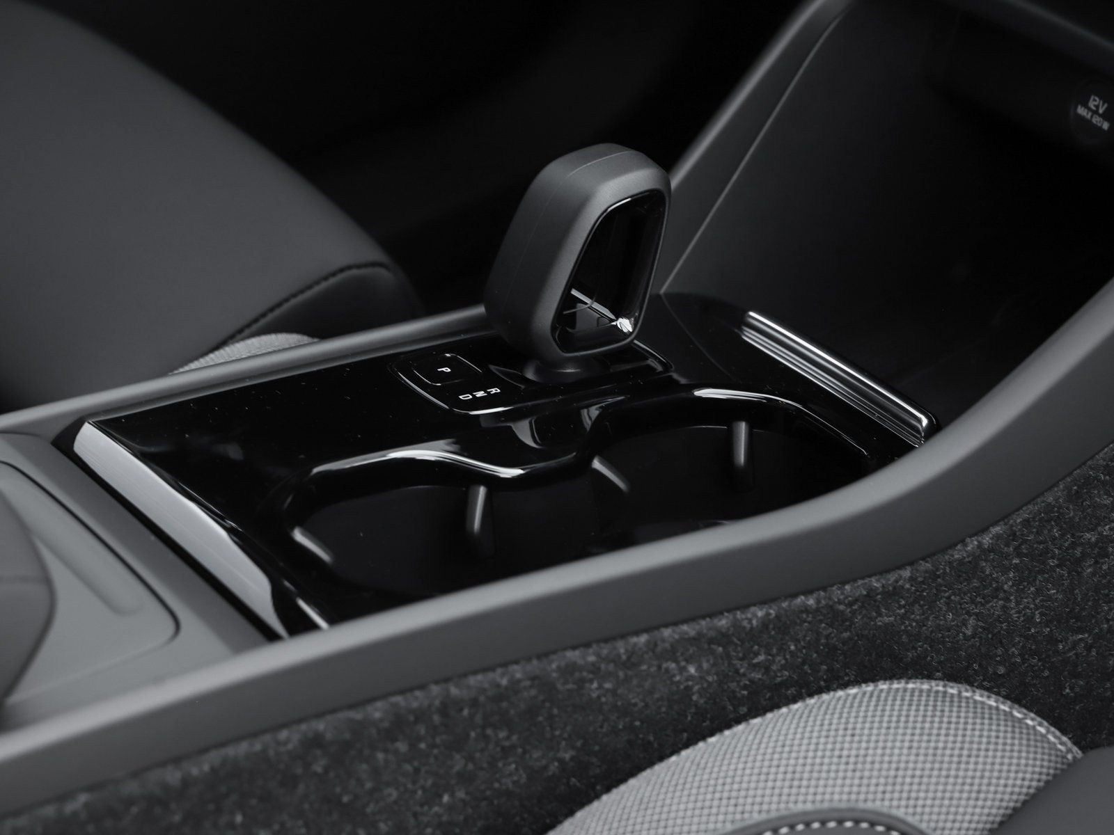 Volvo XC40 Ultimate Recharge Pure Electric AWD TWIN So