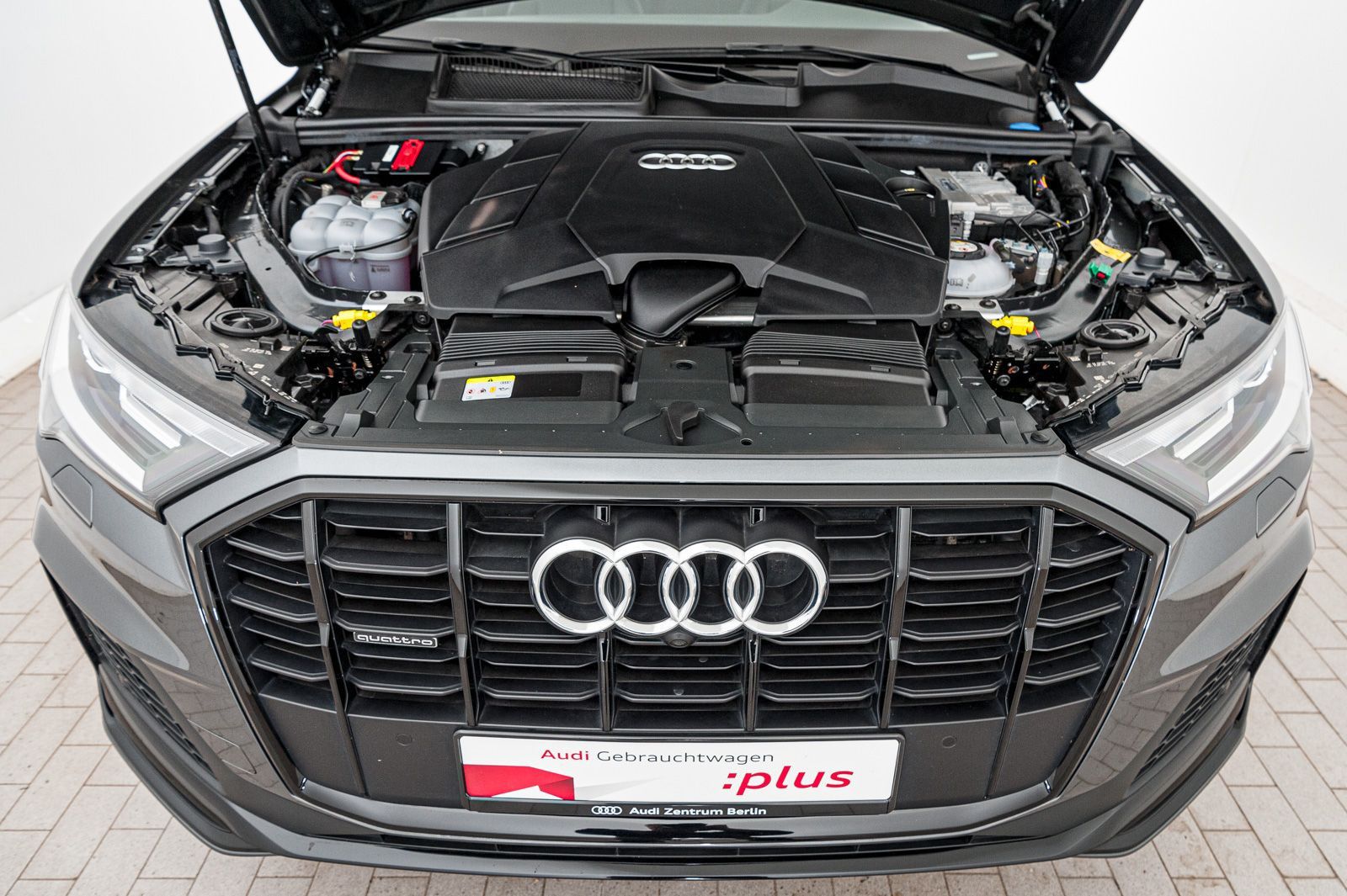 Audi Q7 S line 55 TFSI e qu.tiptr. RFK NAVI SITZHZG