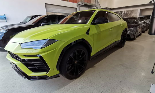 Lamborghini Urus 4.0 V8 650hk *VERDE SCANDAL MATT**23"*CARBON*