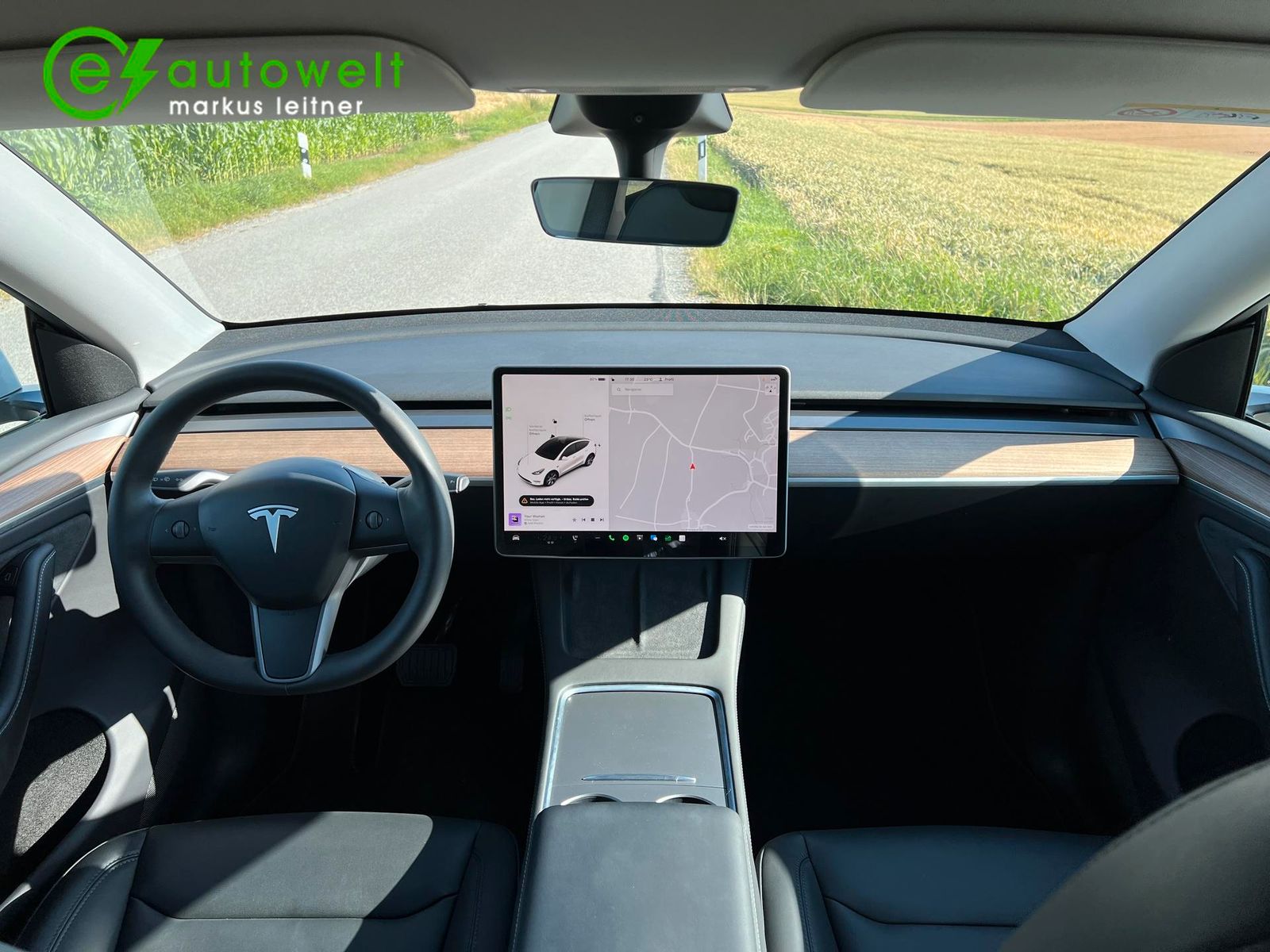 Tesla Model Y Long Range Dual Motor Mwst. 1.Hd. Matrix