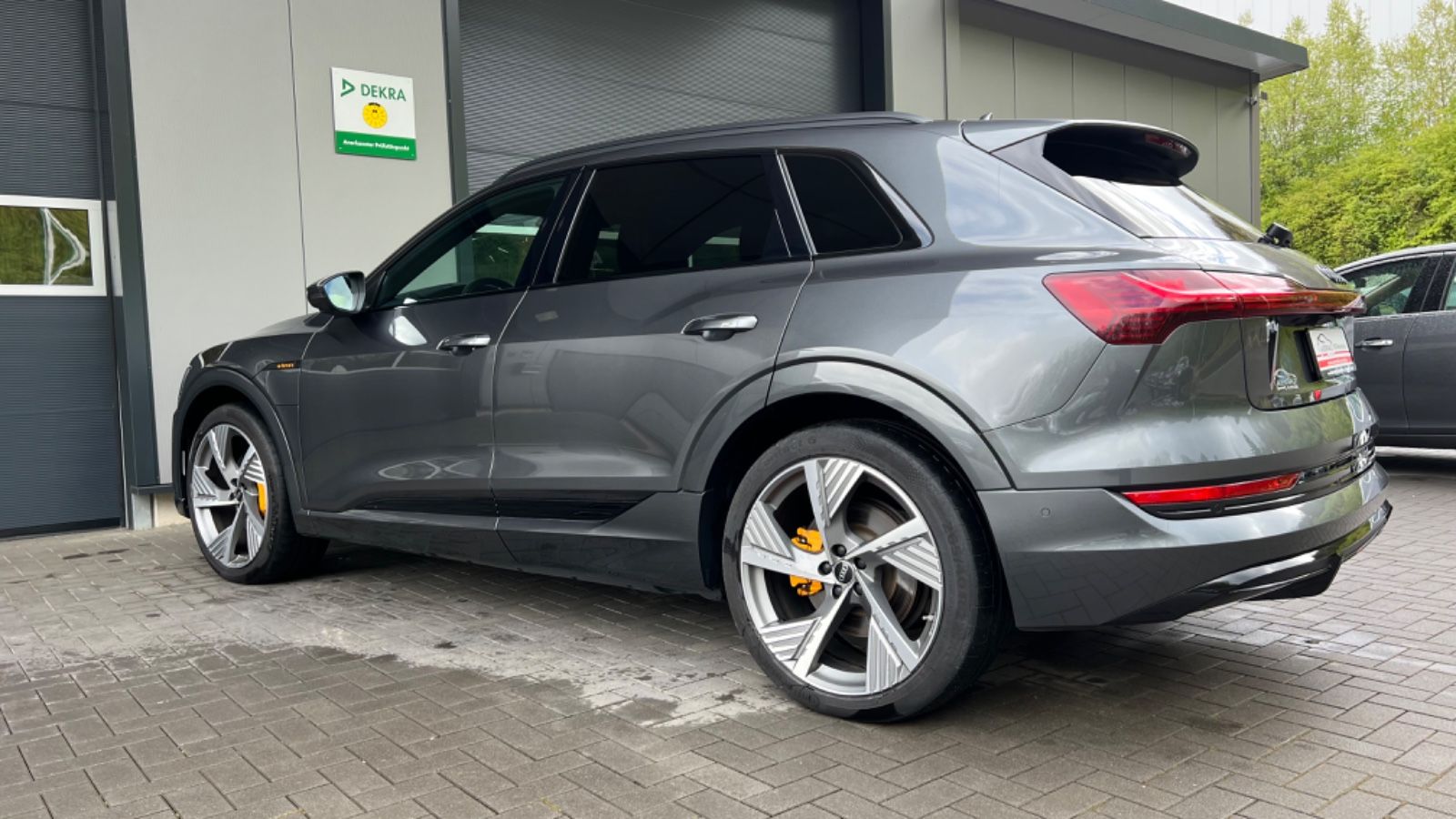 Audi e-tron 55 quattro S line Navi*HUD*22Z*Nachtsicht