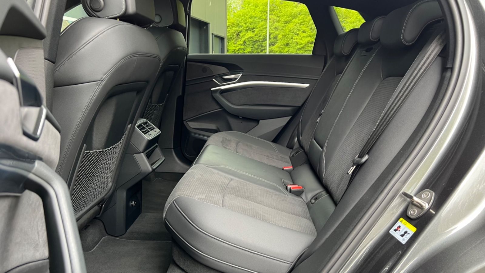 Audi e-tron 55 quattro S line Navi*HUD*22Z*Nachtsicht