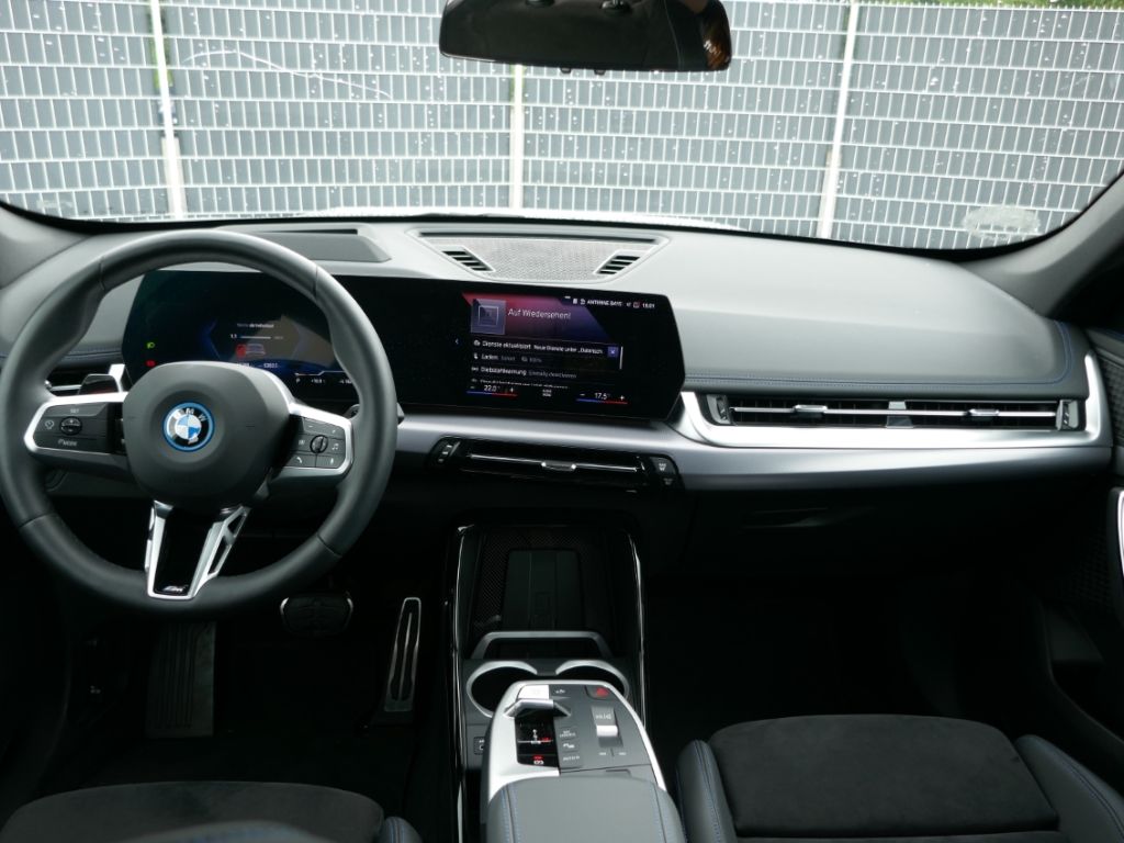 BMW iX1 30xDrive M Sport Head-Up Driv.Assist Plus !
