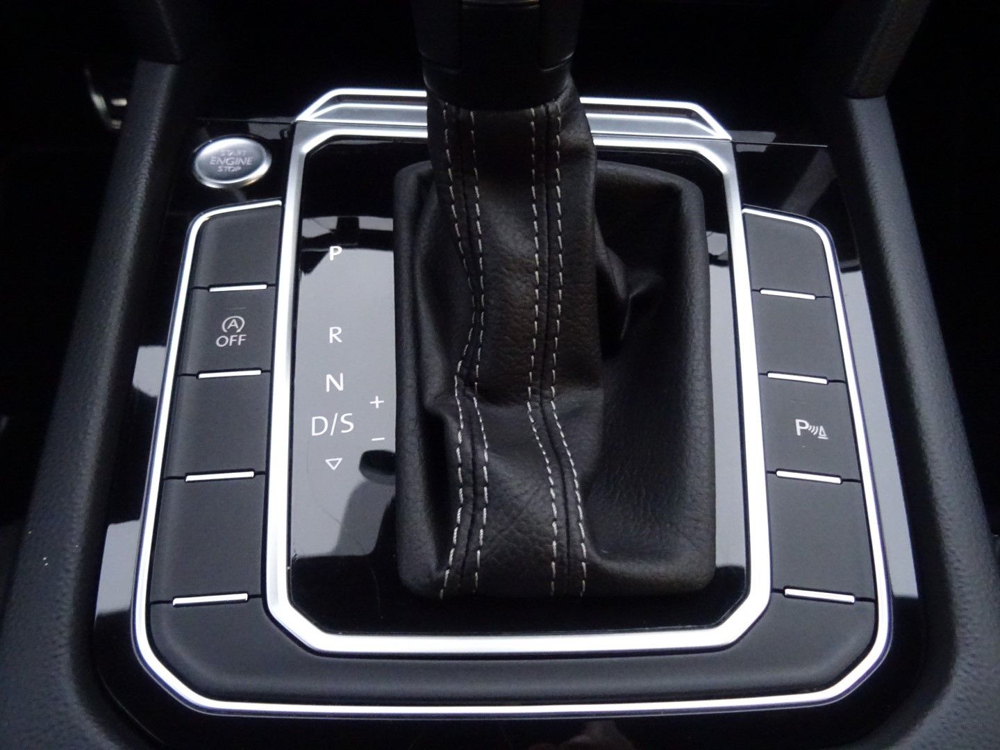 VW Arteon Shooting Brake R-Line 4Motion