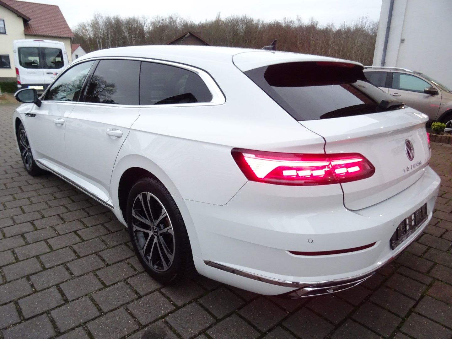 VW Arteon Shooting Brake R-Line 4Motion