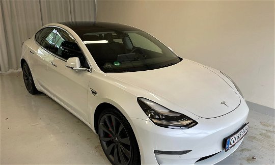 Tesla Model 3 Performance 513 hk