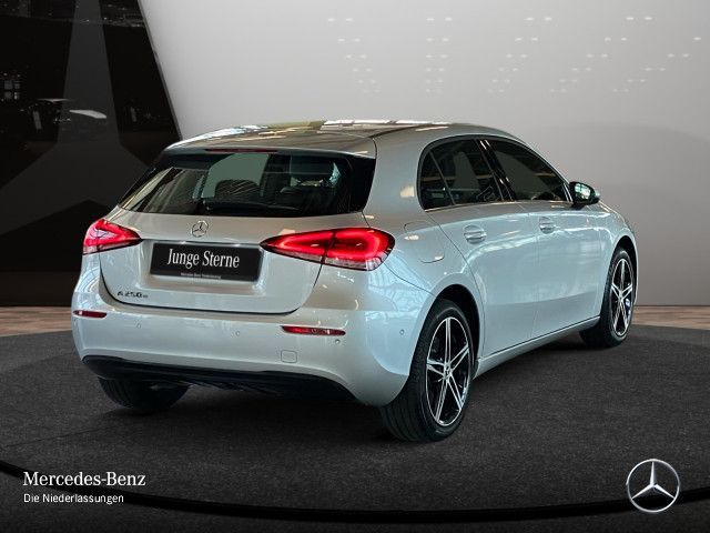 Mercedes A250 e Style/MBUX HighEnd/LED/Tw/Kamera/SHZ/PTS