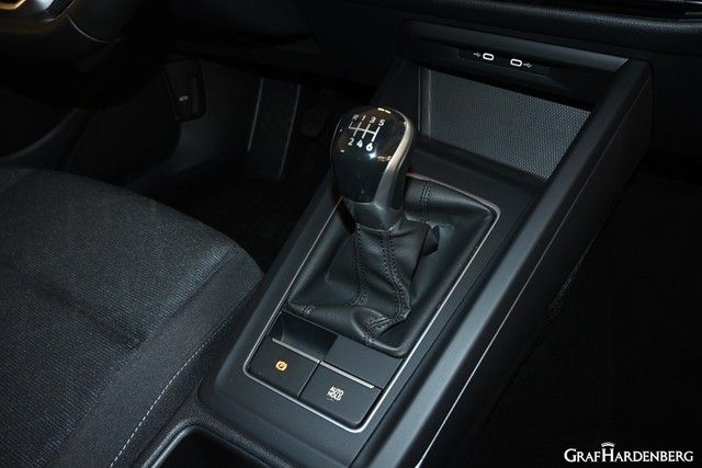 VW Golf VIII Lim 1.5 TSI Life StHzg LED SzHzg