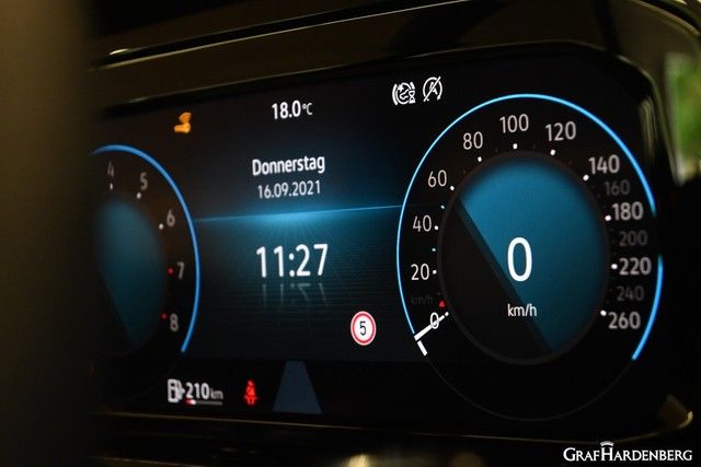 VW Golf VIII Lim 1.5 TSI Life StHzg LED SzHzg