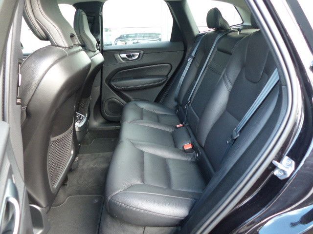 Volvo XC60 Inscription B4 Aut.EU6d*PANO*AHK*