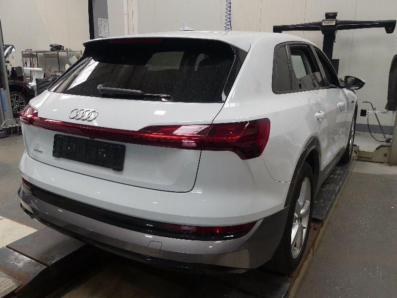 Audi e-tron E-TRON 55 ADVANCED 20Z/ACC/DAB/HuD/NIGHT/KEYLESS