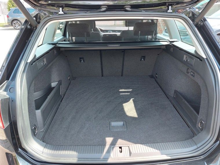 VW Passat  Variant 2,0 TDI Business *AHK*DSG*Standhz