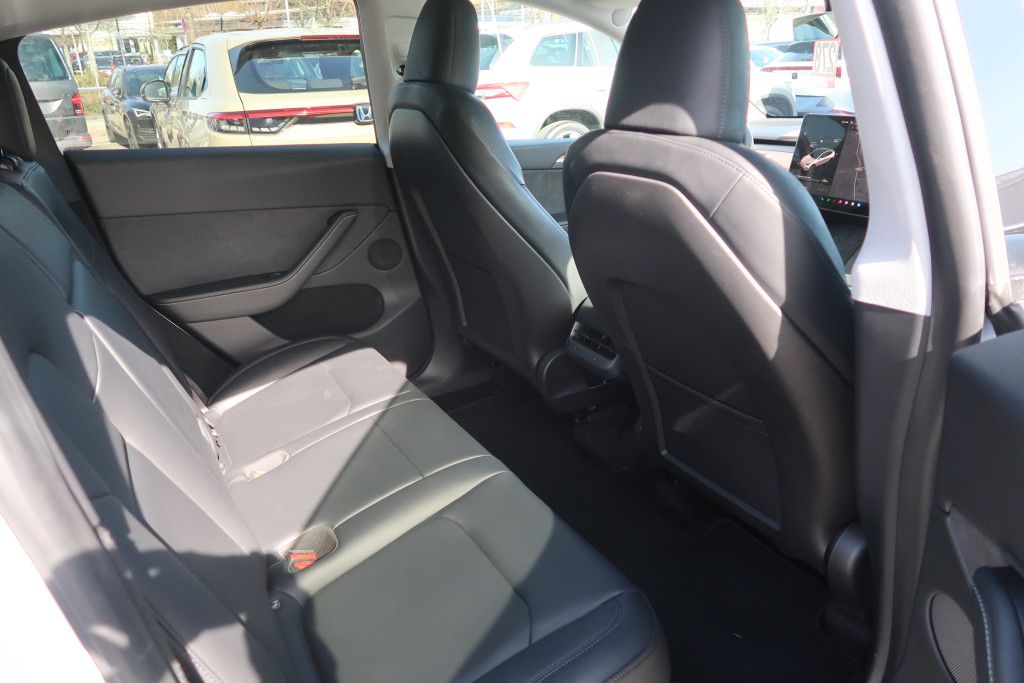 Tesla Model Y Performance Dual Motor AWD*Pano*21