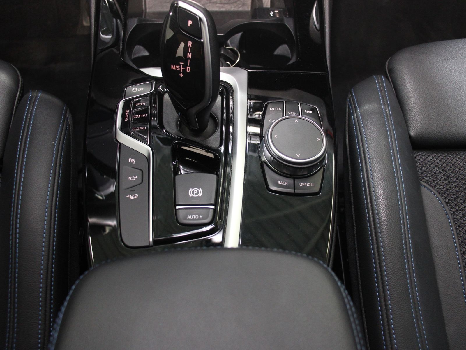 BMW X3 xDrive30d ZA M Sport Head-Up HK HiFi DAB LED