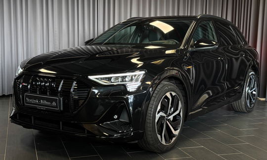 Audi e-tron 55 S-line quattro 5d