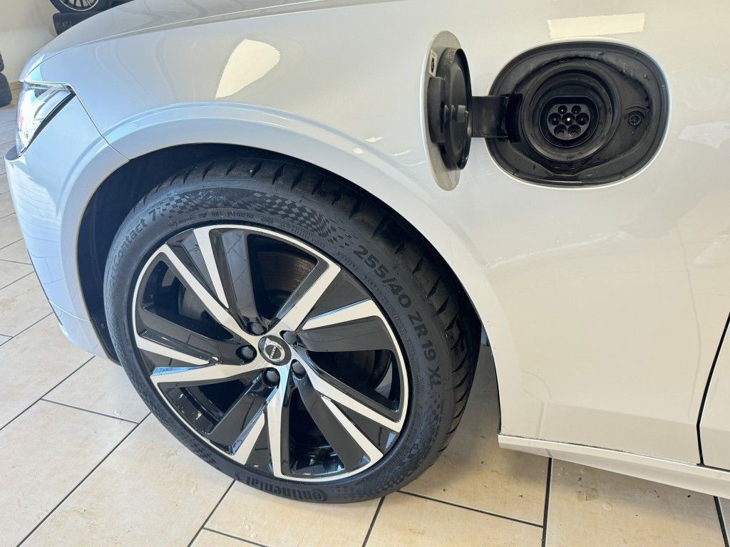 Volvo V90 Recharge T6 2.0 - 253 hk Plug-in Hybrid AWD Geartronic