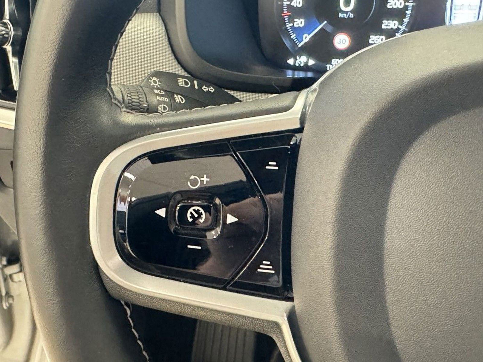 Volvo V90 Recharge T6 2.0 - 253 hk Plug-in Hybrid AWD Geartronic