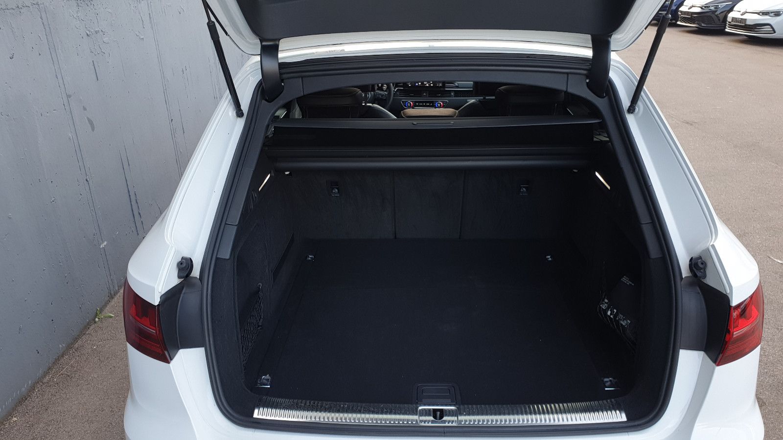 Audi A4 40 TDI S tr. quatt 3 x  S line Pano/Virtual