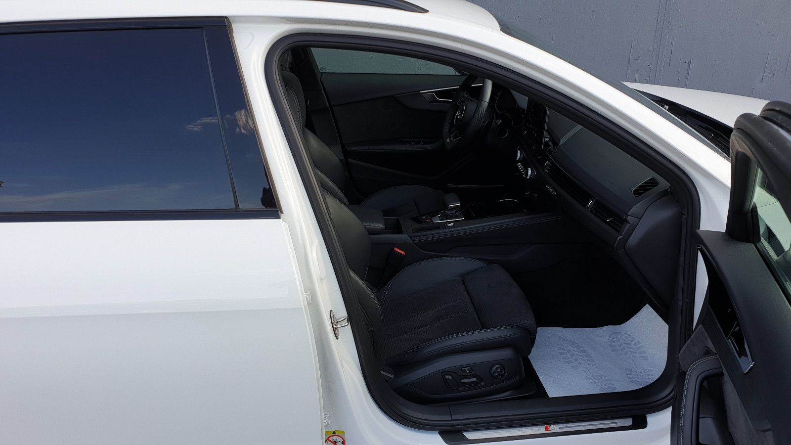 Audi A4 40 TDI S tr. quatt 3 x  S line Pano/Virtual