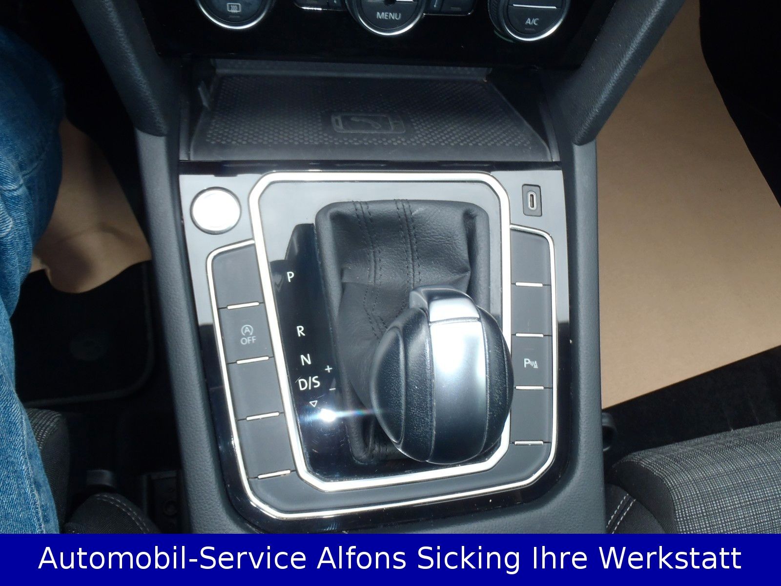 VW Passat  Variant Business 1.5TSI AHK DSG LED 110KW