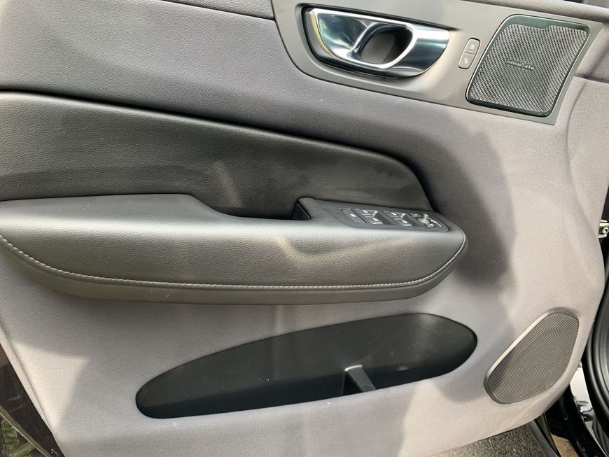 Volvo XC60 T6 AWD Recharge Inscription Expression
