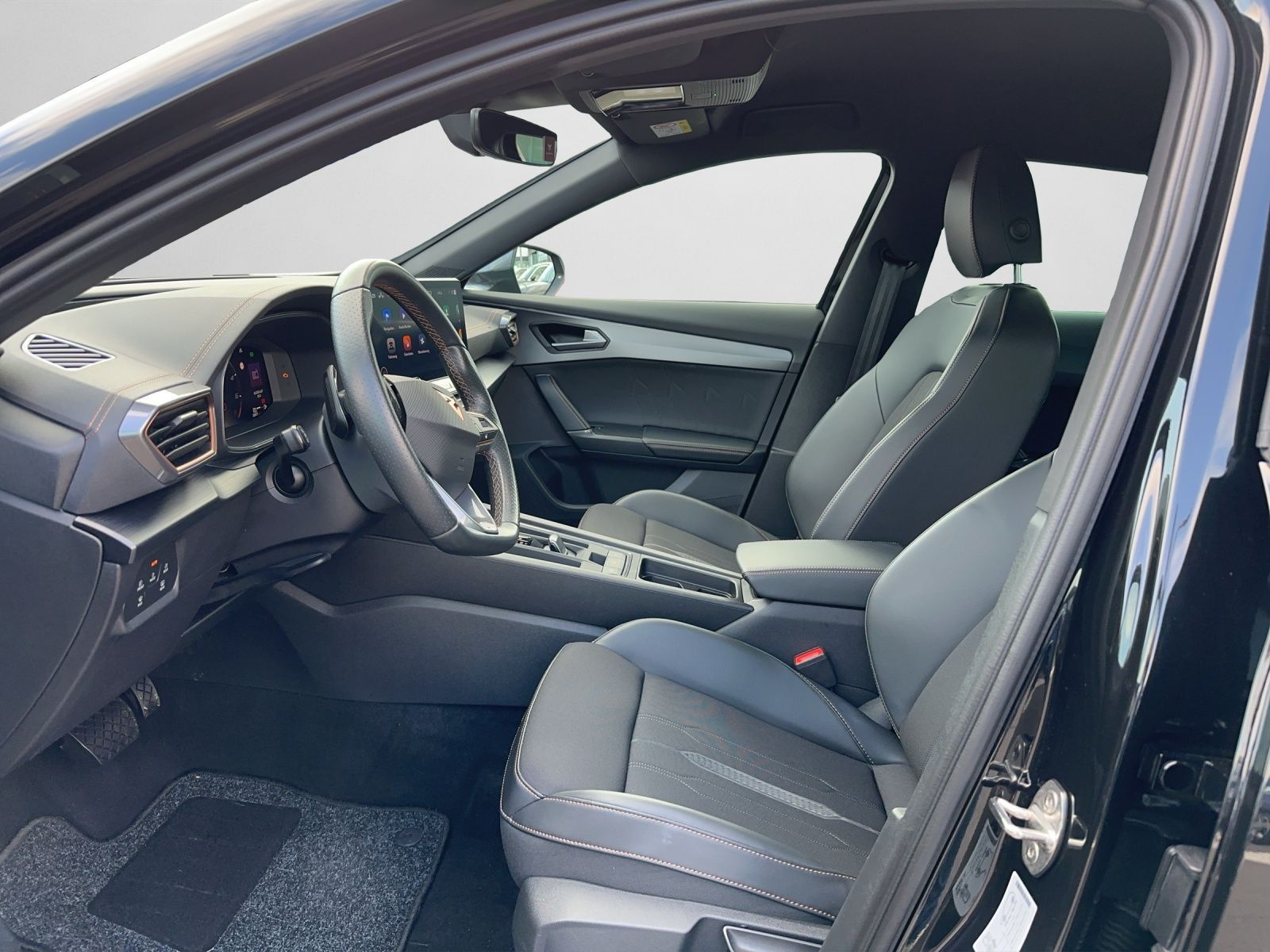Cupra Formentor 1.4 e-Hybrid DSG NAVI LED AHK SHZ