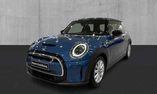 MINI Cooper SE  Maximise 3d