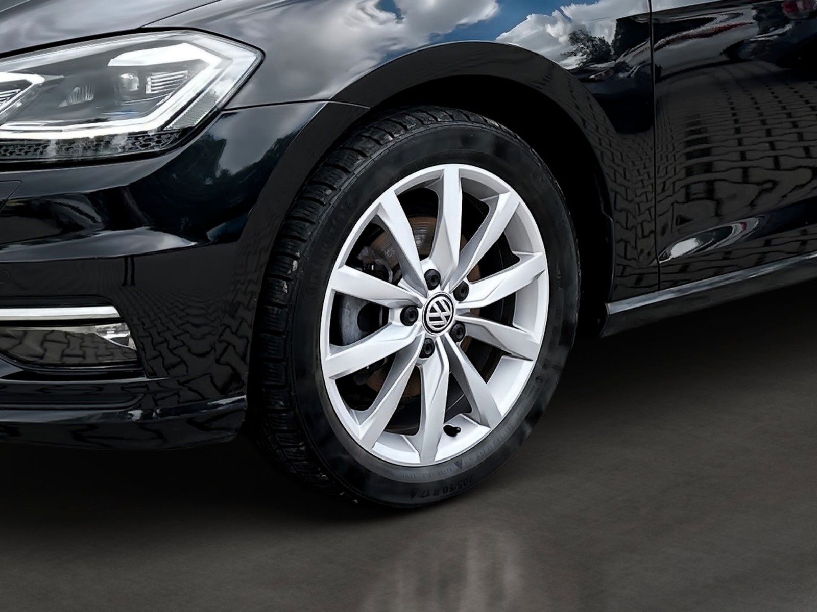 VW Golf VII Variant Highline 1.5 TSI DSG NAVI LED