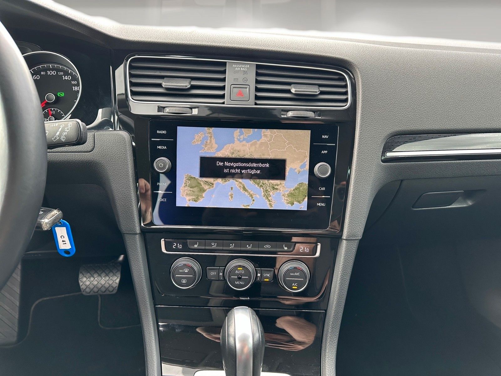 VW Golf VII Variant Highline 1.5 TSI DSG NAVI LED