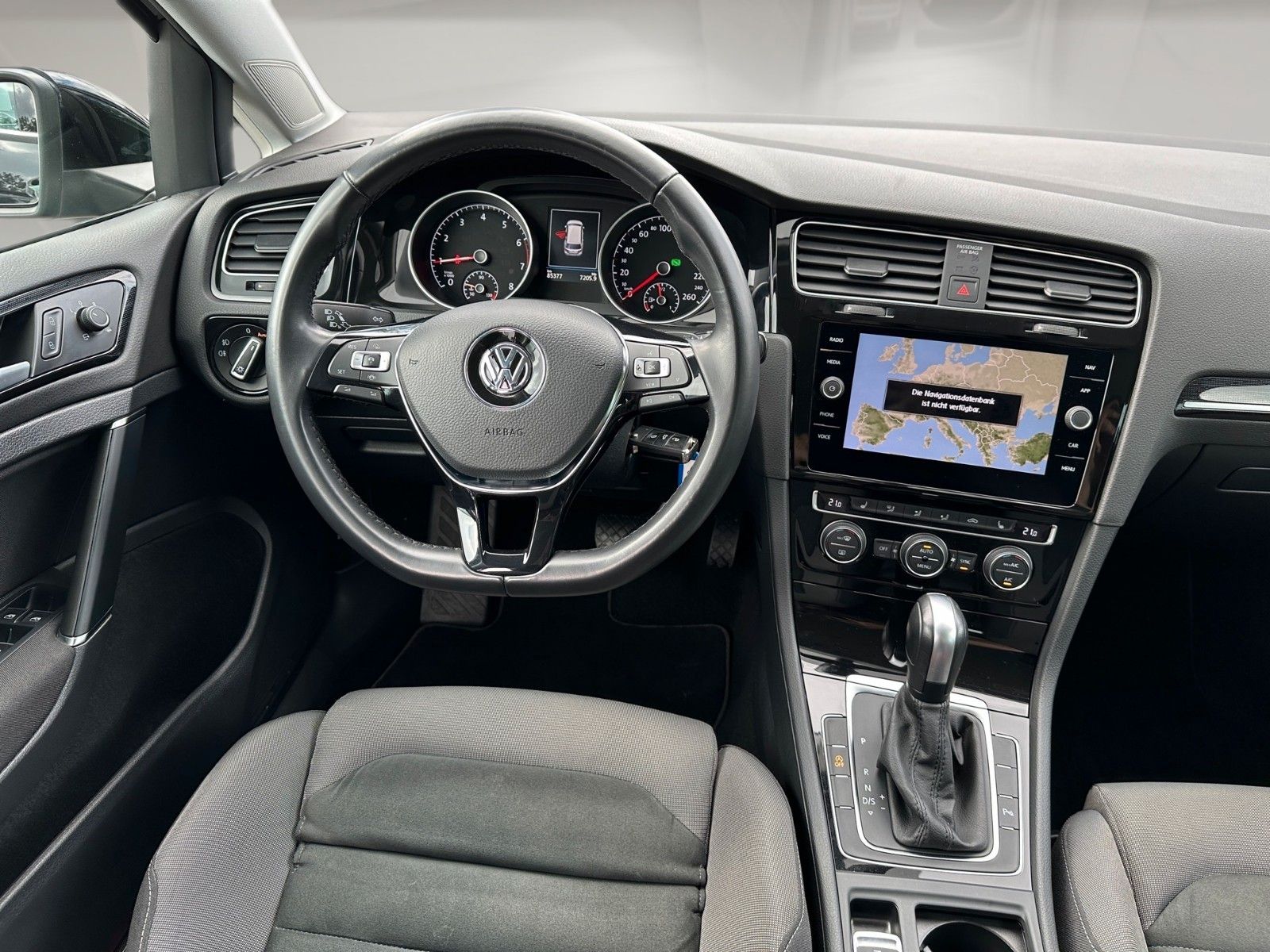 VW Golf VII Variant Highline 1.5 TSI DSG NAVI LED