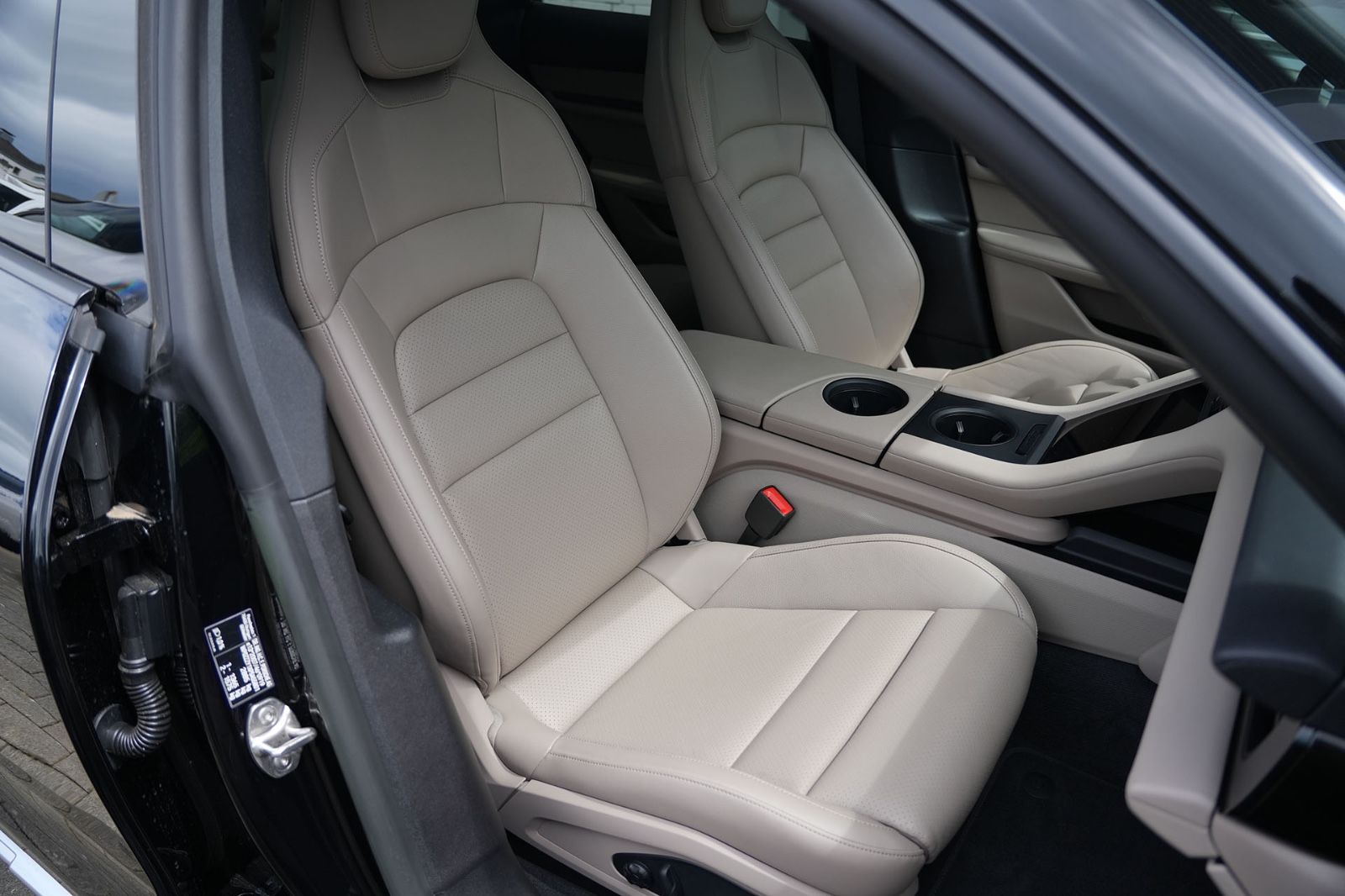 Porsche Taycan 4 CROSS TURISMO LEDER BEIGE-ACC-LUFT-PANO
