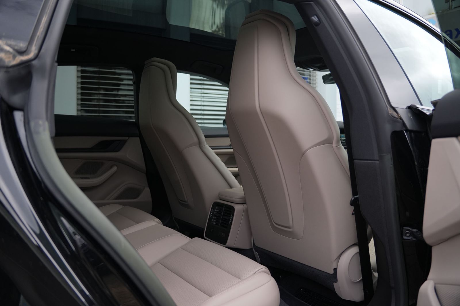 Porsche Taycan 4 CROSS TURISMO LEDER BEIGE-ACC-LUFT-PANO