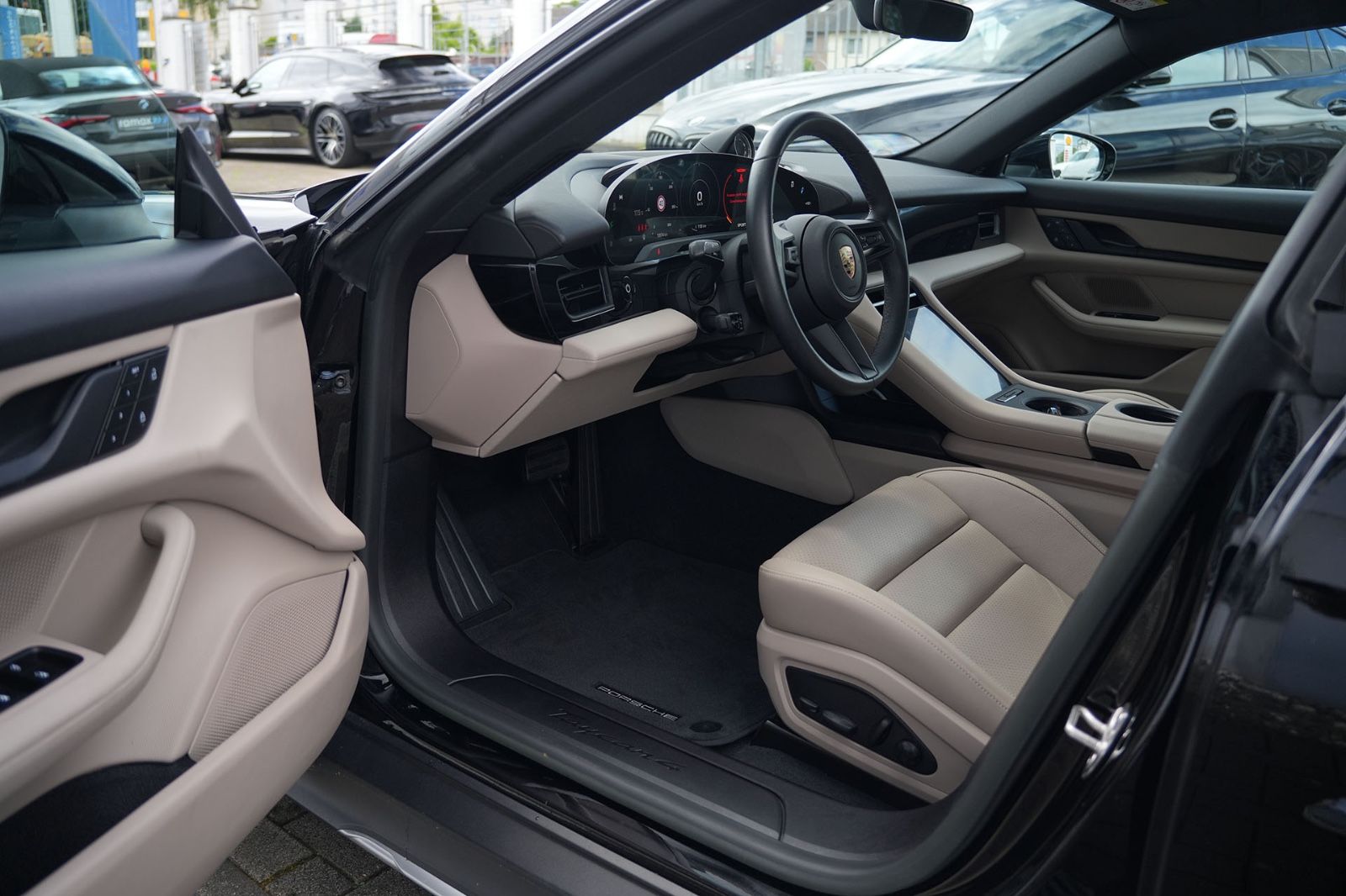 Porsche Taycan 4 CROSS TURISMO LEDER BEIGE-ACC-LUFT-PANO