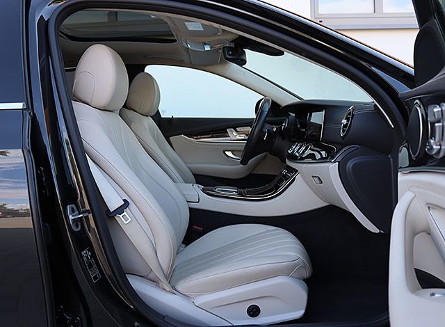 Mercedes E300 e T AMG DISTRONIC+PANO+KAM360+WIDESCREEN