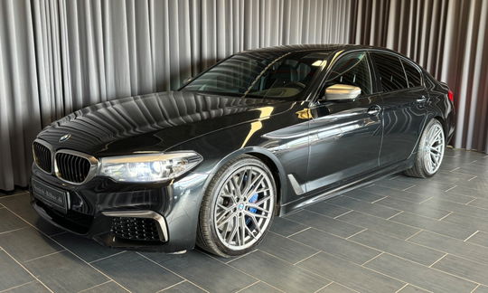 BMW M550i 4,4 xDrive aut. 4d