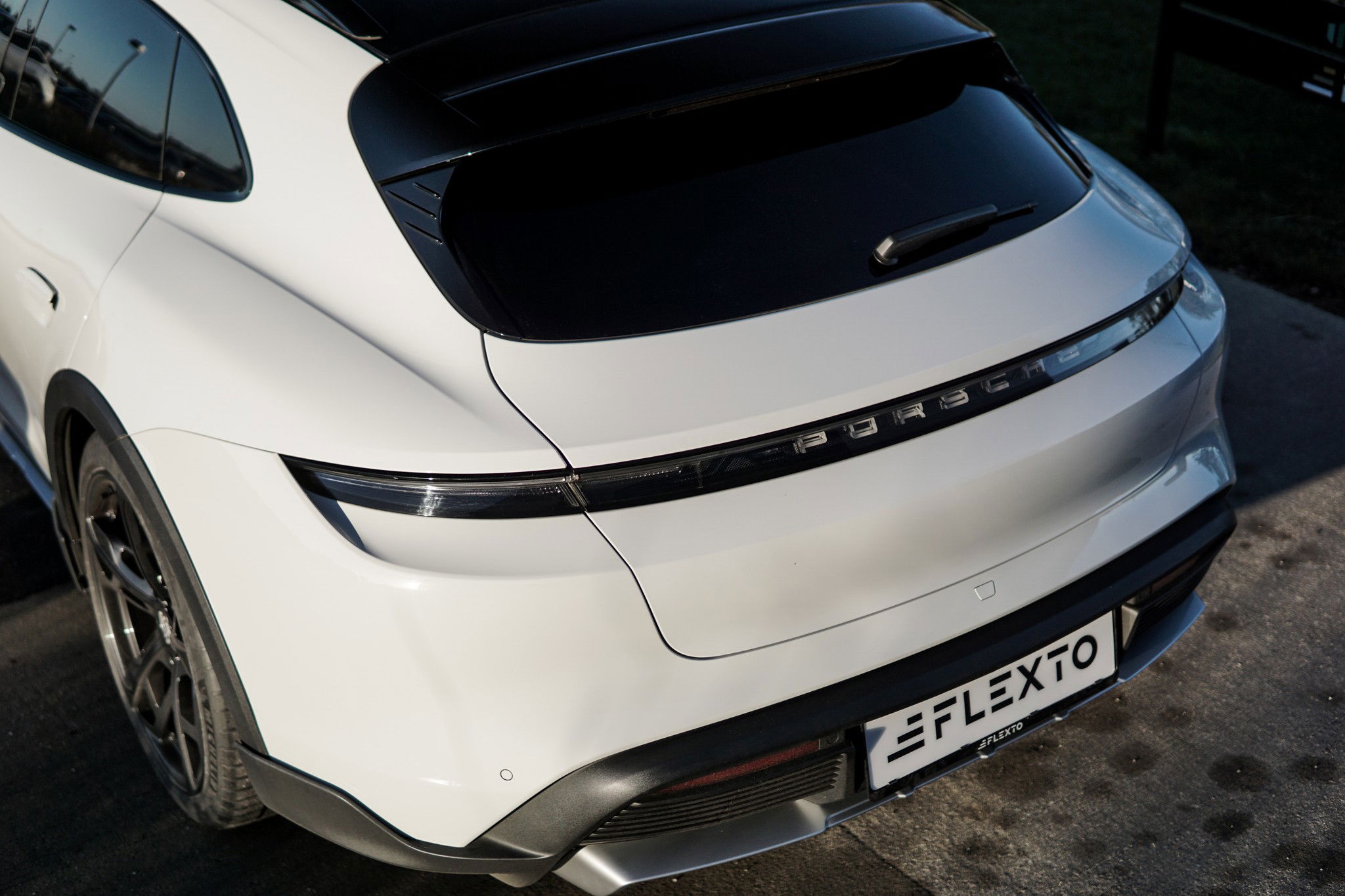 Porsche Taycan 4S Cross Turismo