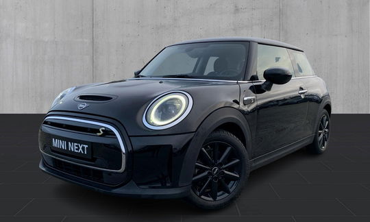 MINI Cooper SE  Classic Trim 3d