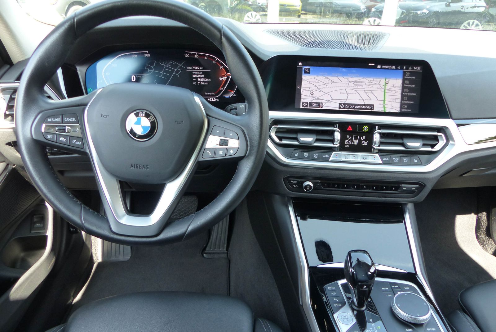 BMW 320i touring sport line Aut. Navi Kamera Teilled