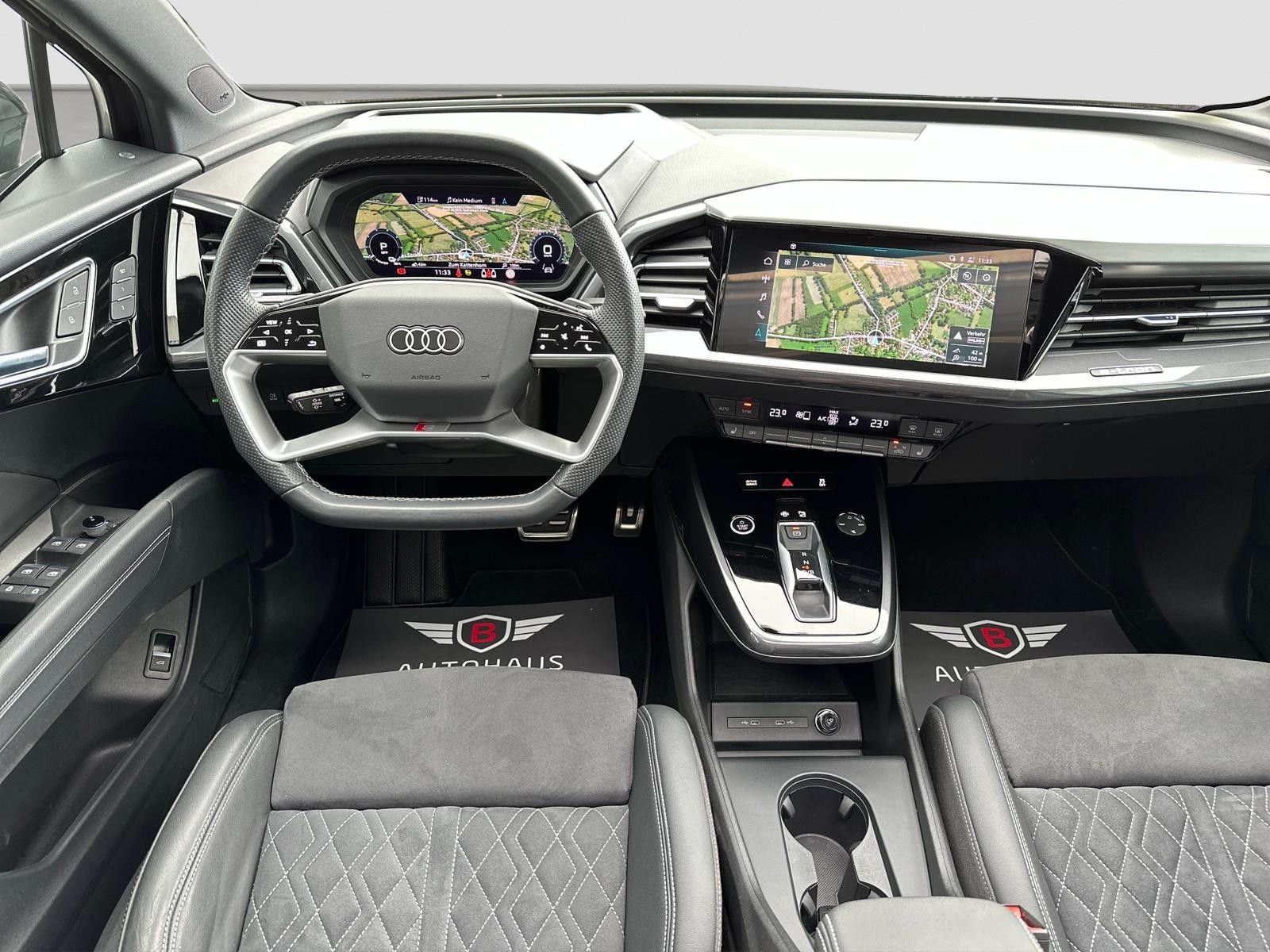 Audi Q4  e-tron 50 quattro*S-LINE* MATRIX/ACC/PANO/HUD