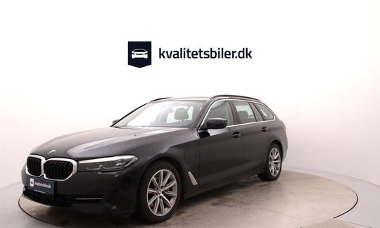 BMW 530e  Touring 2,0 Plugin-hybrid Sport Line Steptronic 293HK Stc 8g Aut.