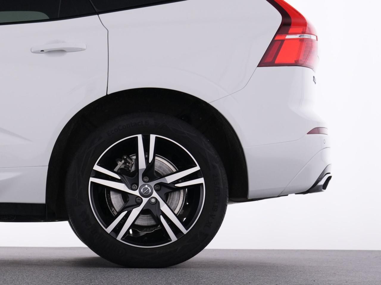 Volvo XC60 B5 Diesel R Design AWD Geartronic +LED+DAB+