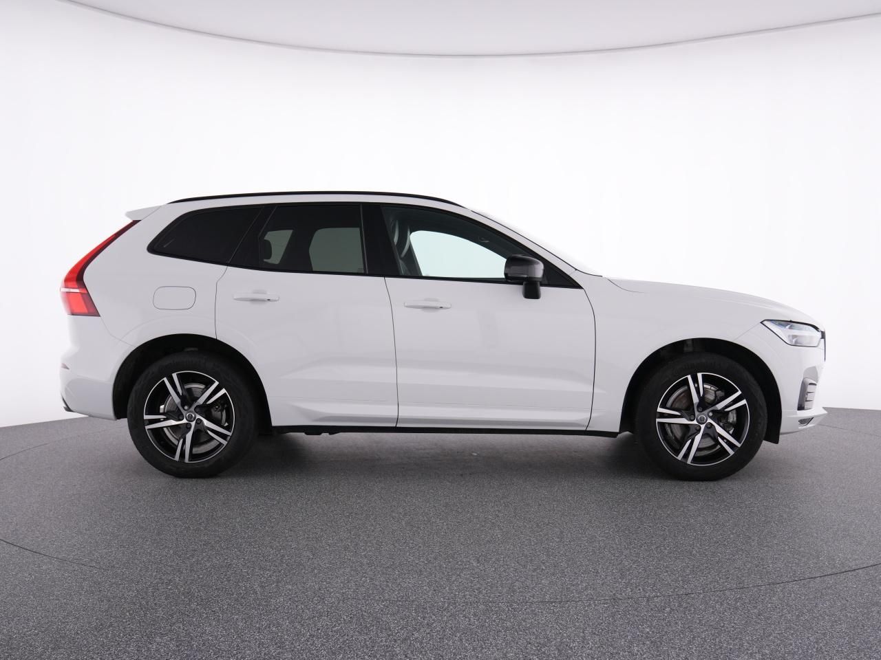 Volvo XC60 B5 Diesel R Design AWD Geartronic +LED+DAB+